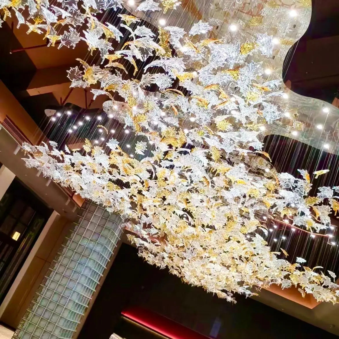 Customized Modern Style Maple Leaf Decoration, Hotel Lobby, Villa, Living Room, Luxurious Glass Chandelier