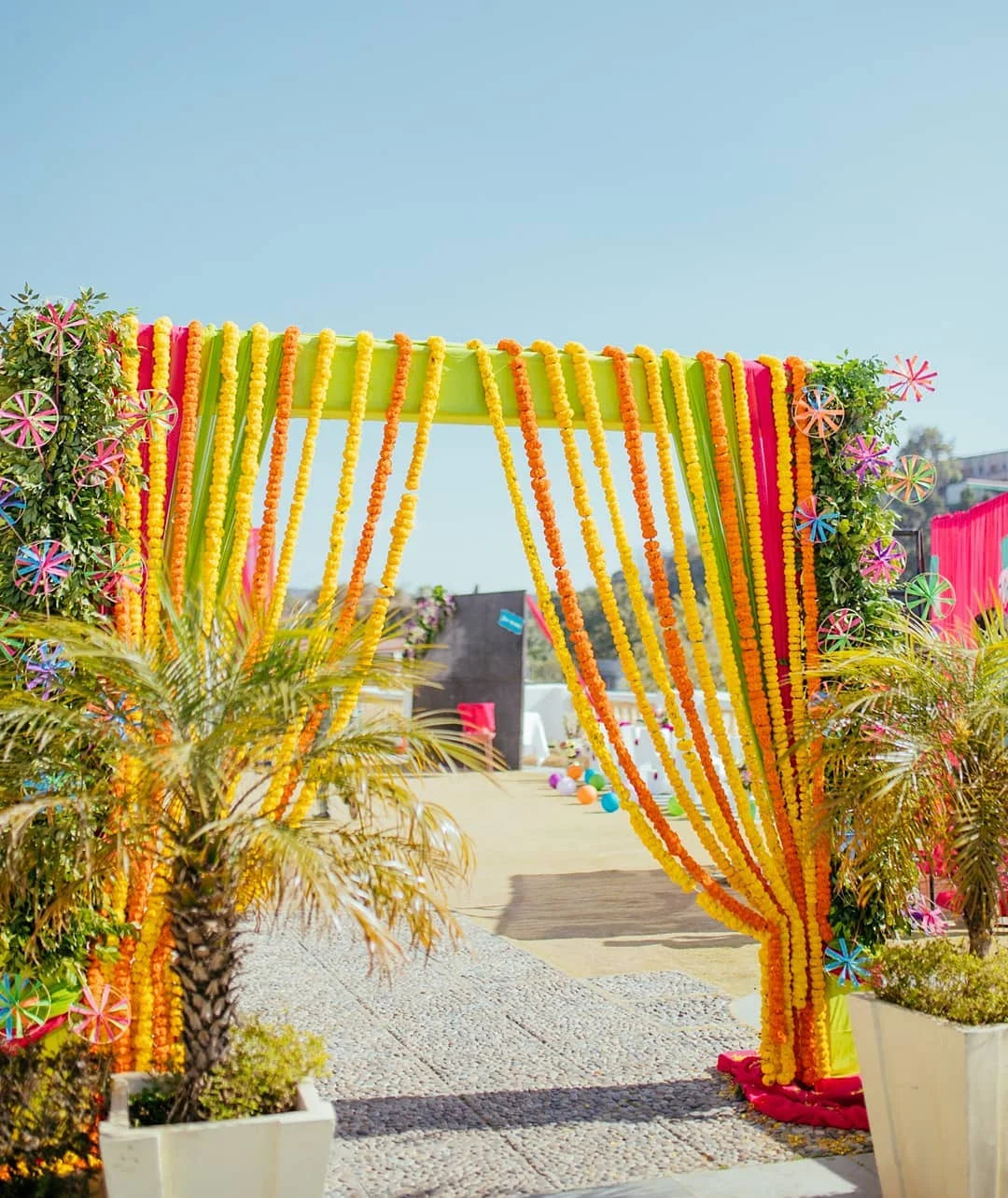 2 Pcs Marigold Flower Garland with бо Flowers for Diwali Mexican Dia de los Muertos DIY Wreath Day of The Dead Decor Party
