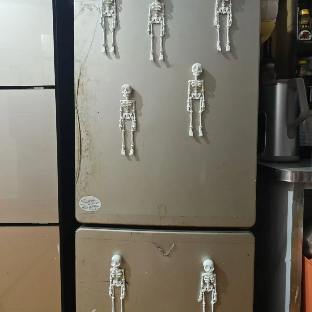 Poseable Skeleton Fridge Magnet Goth Human Skeletons Model with Movable Joints Funny Articulated Fridge Sticker Halloween Decor