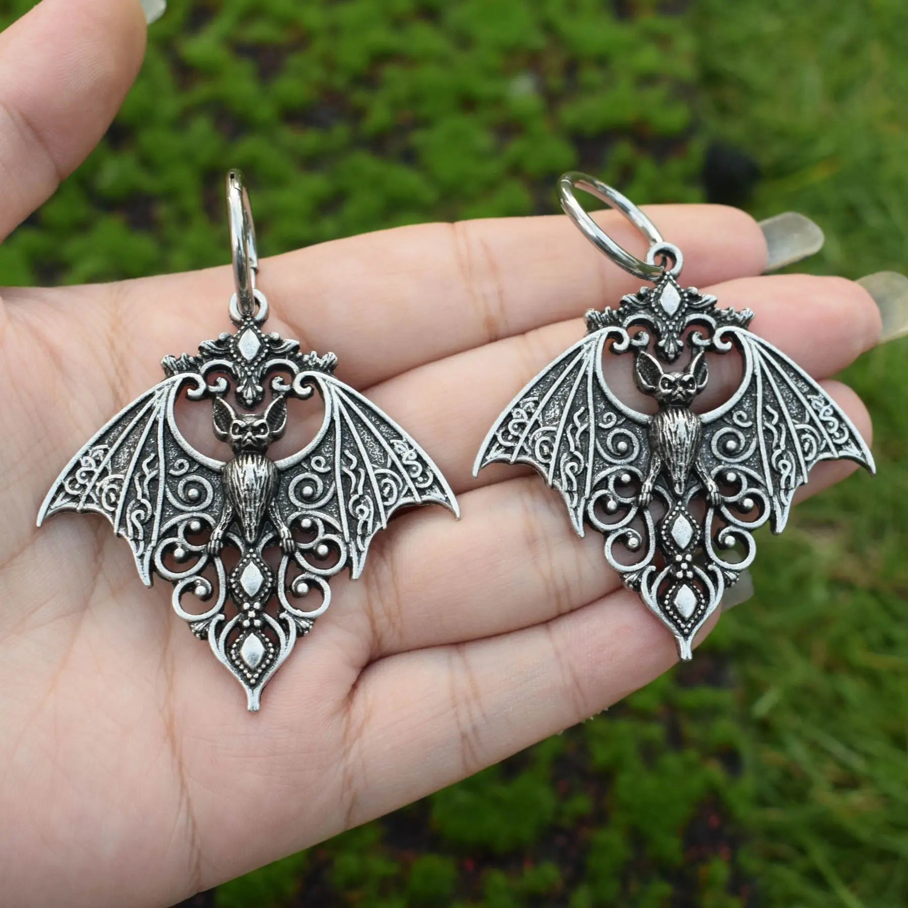 10 Pairs Vintage Gothic style mysterious vampire Bat Earrings with Stainless Steel Hook for Women Halloween gift jewelry