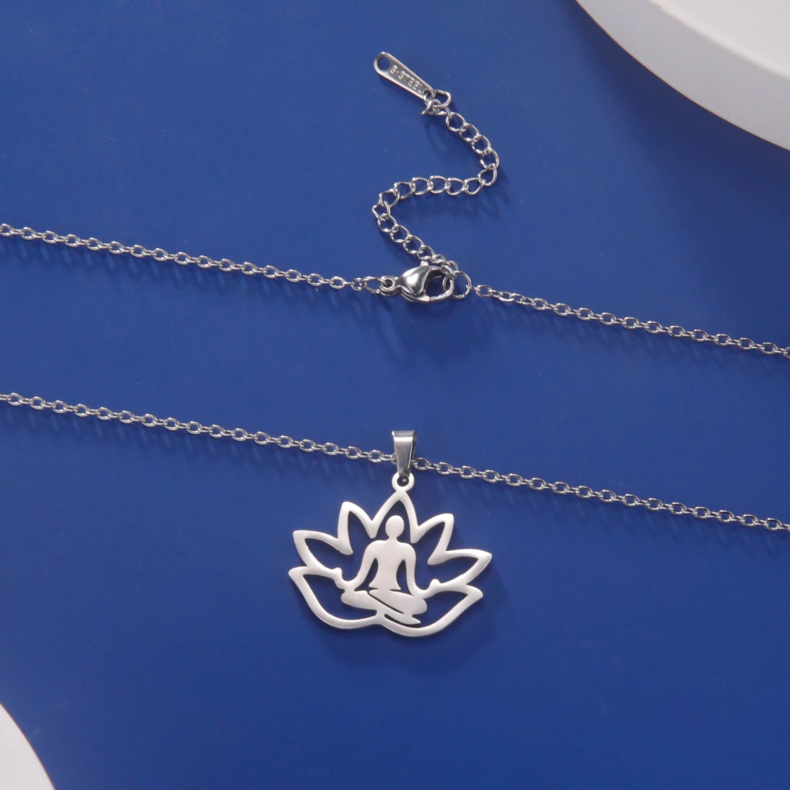LIKGREAT Hindu Buddhism Meditation Necklace Stainless Steel Yoga Lotus Flower Necklaces Amulet Jewelry Gift