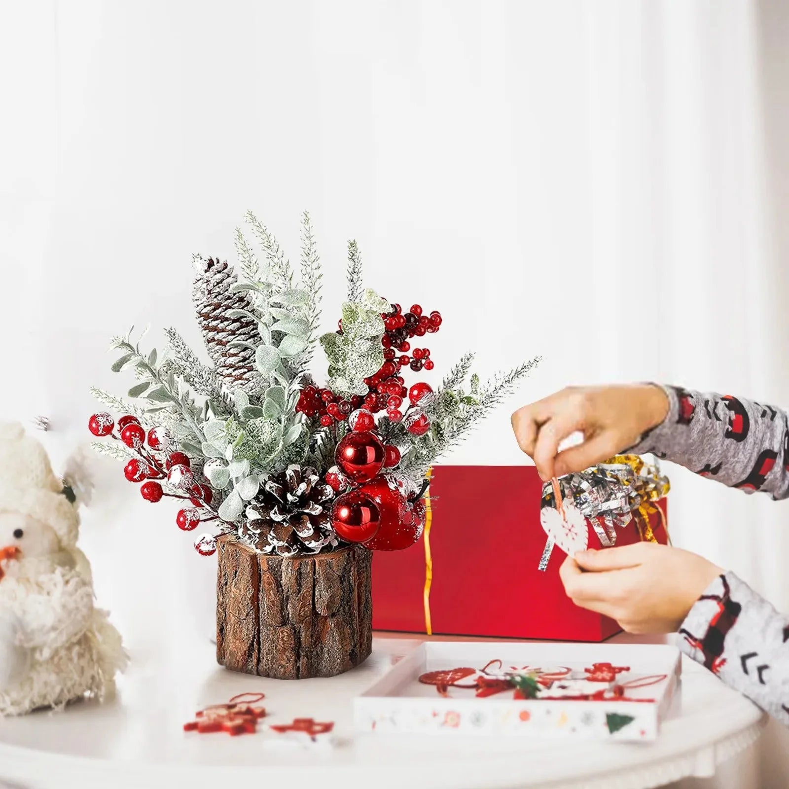 Christmas Tree Desktop decoration Holiday Ornaments Artificial Christmas Tree Red Berry For Christmas Decorations Festival gifts