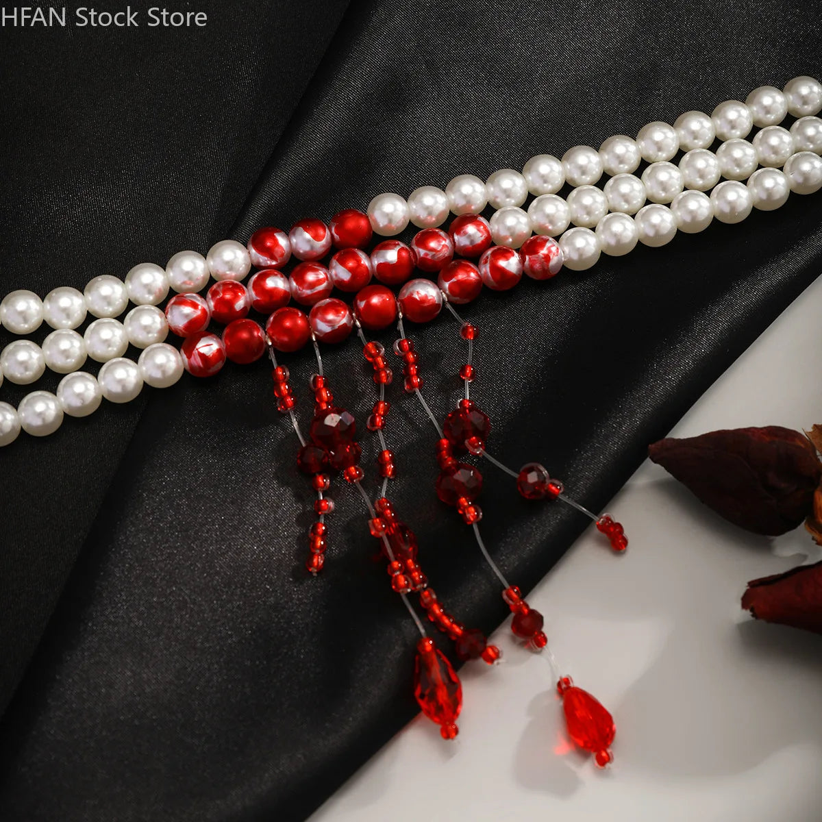 Necklace Dripping Blood Imitation Pearls Womens Necklace Halloween Choker Gothic Style Pearls Creative Tassel Choker Necklace