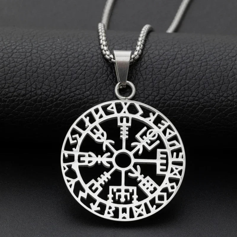 Gold Color Cross Compass Polaris Pendant Round Coin Necklace Men and Women Charm Hip Hop Rock Casual Party Jewelry Gift
