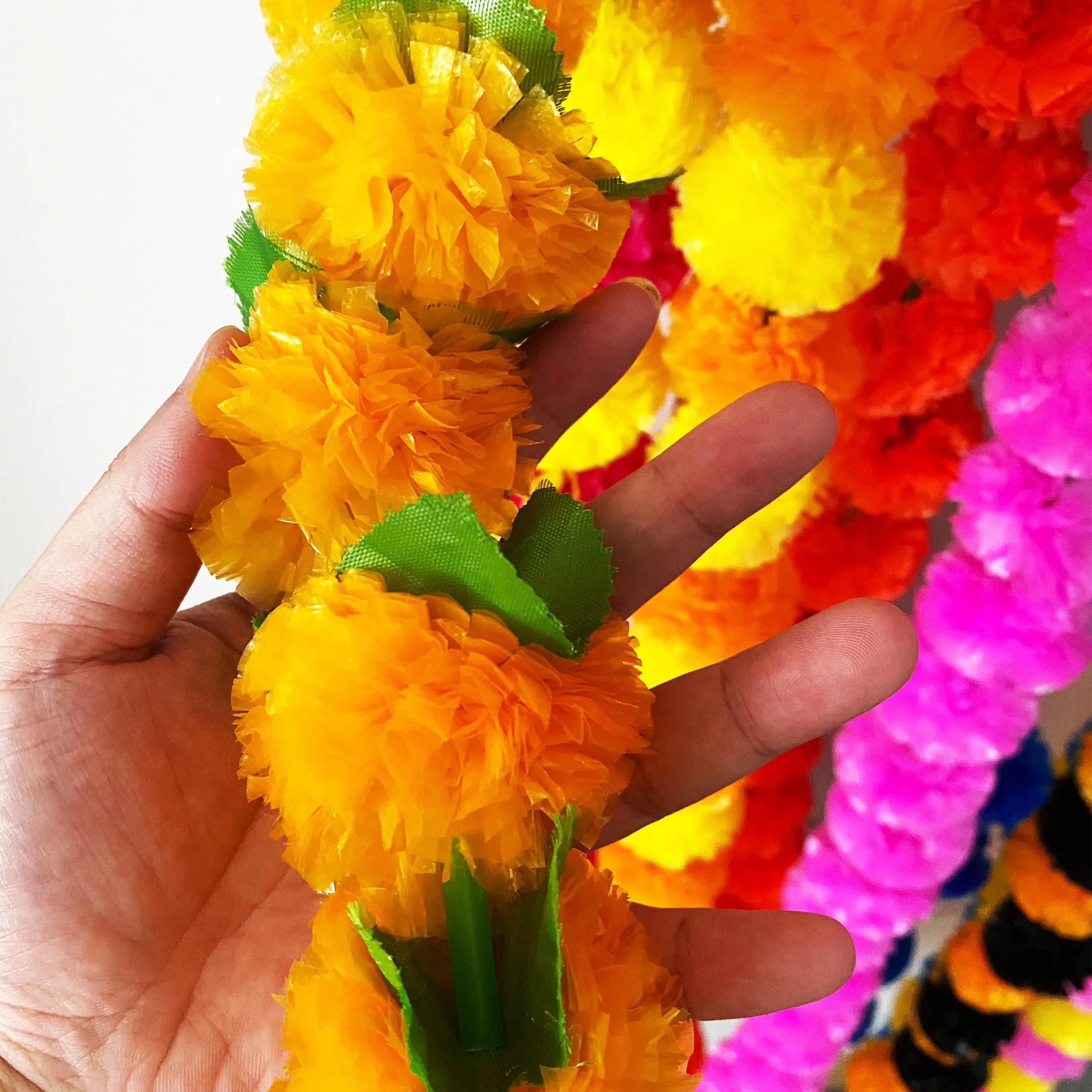 2 Pcs Marigold Flower Garland with бо Flowers for Diwali Mexican Dia de los Muertos DIY Wreath Day of The Dead Decor Party
