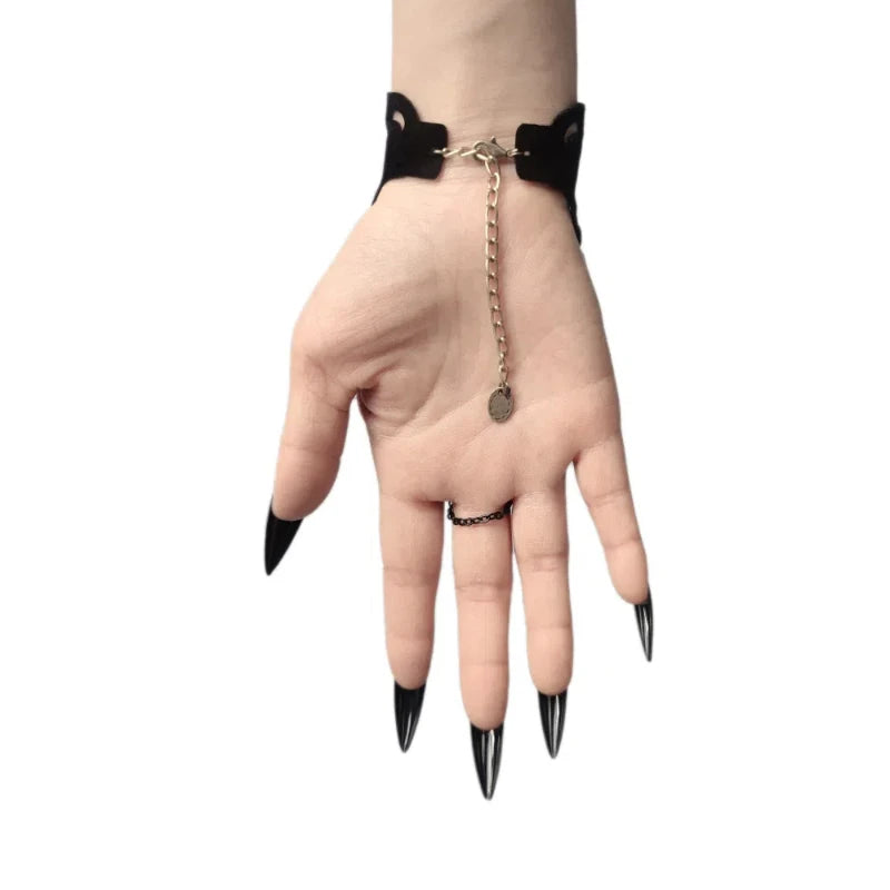 Gothic Black Lace Bracelet Halloween Dress Up Steampunk BraceletWristband Hand Chain Victorian Accessories for Halloween Cosplay