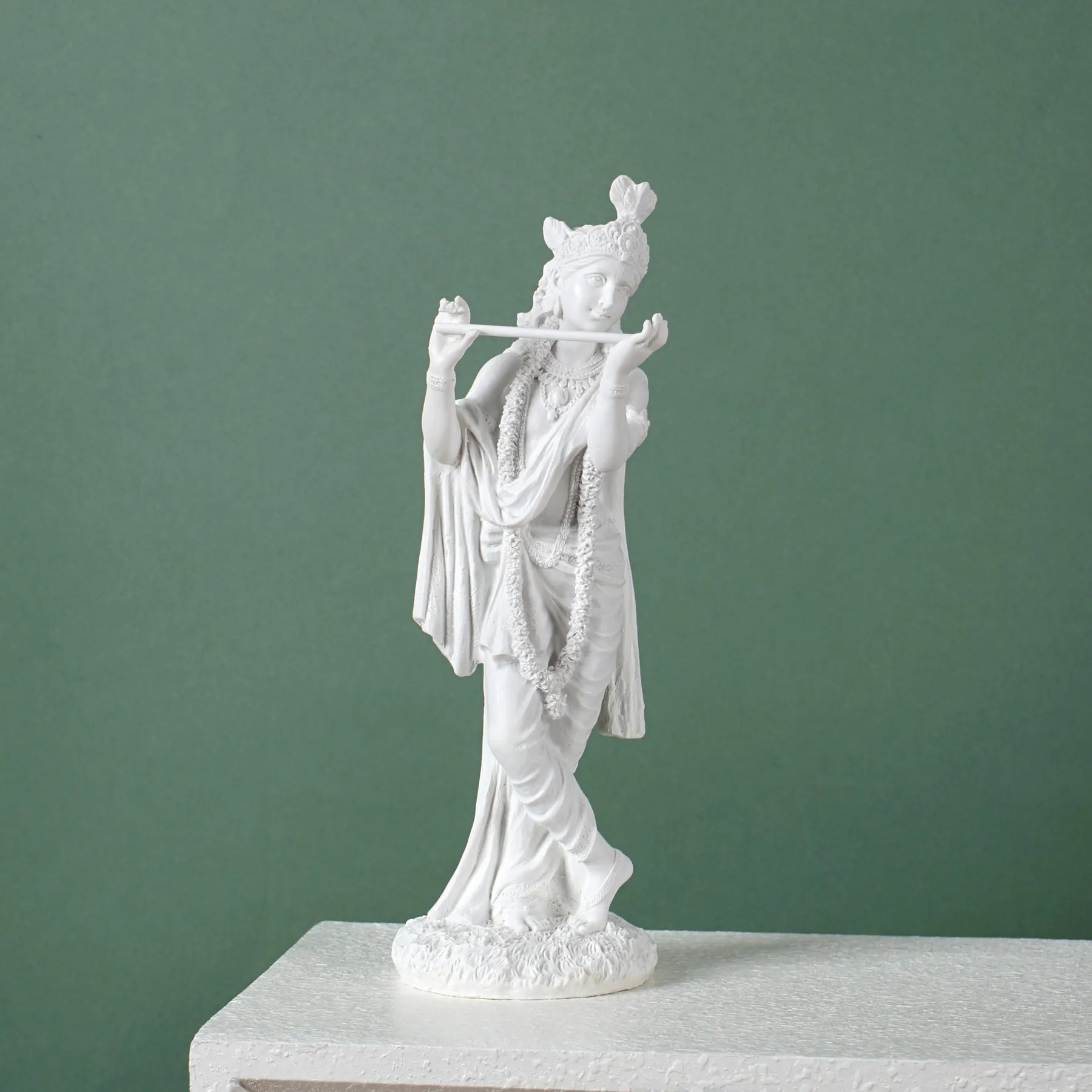 Vilead Resin White Krishna Statue Hindu God Love Divine Sculpture Hinduism Meditating Figurines Home Decoraiton Yoga Room Decor