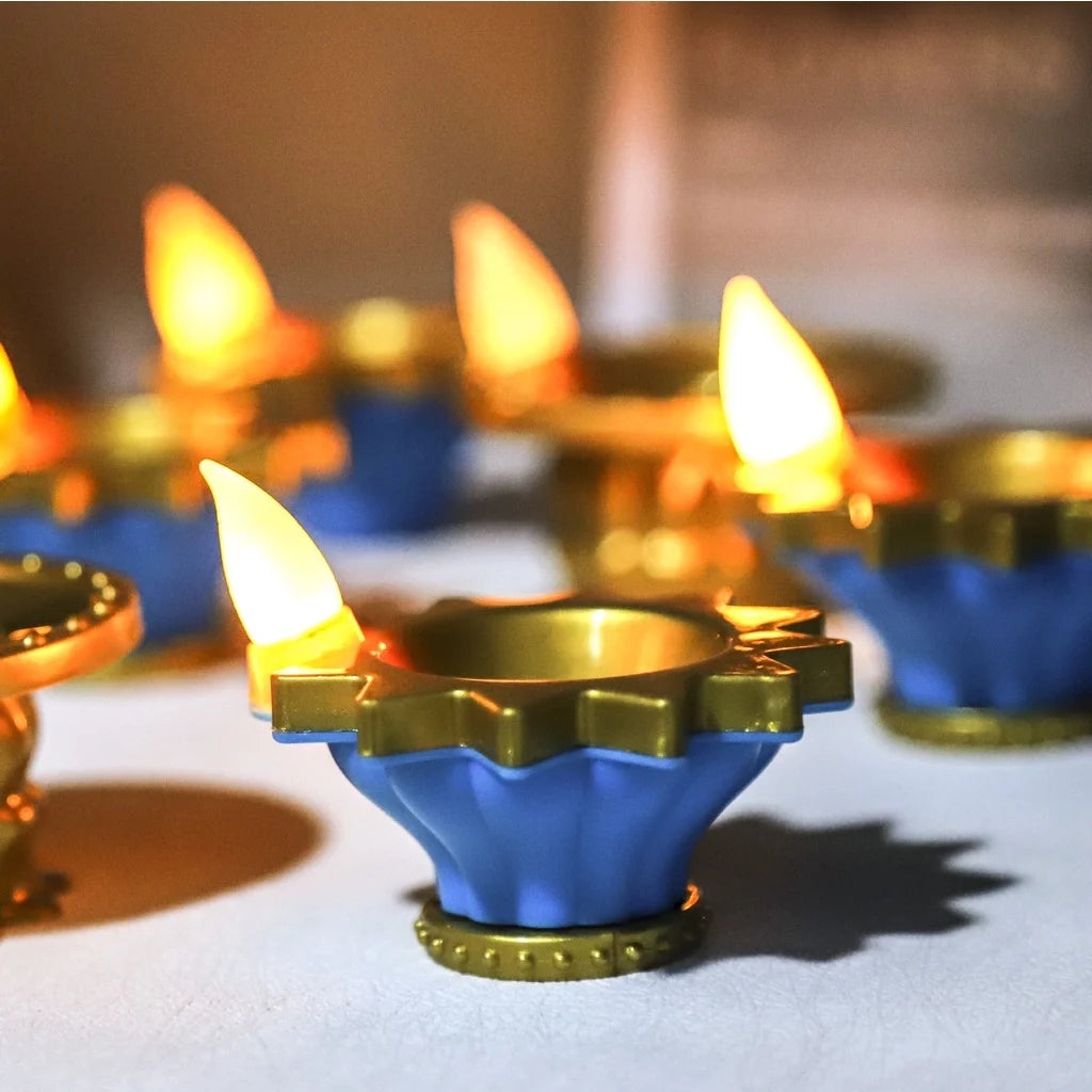 LED Candle Lamp Diwali Simulation Deepavali Decorative Candle Small Floating Decoration Oil Lamp Floating On Water LED Tea Light