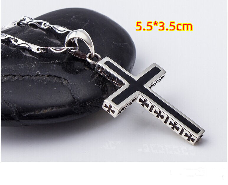 Domineering cross silver necklace
